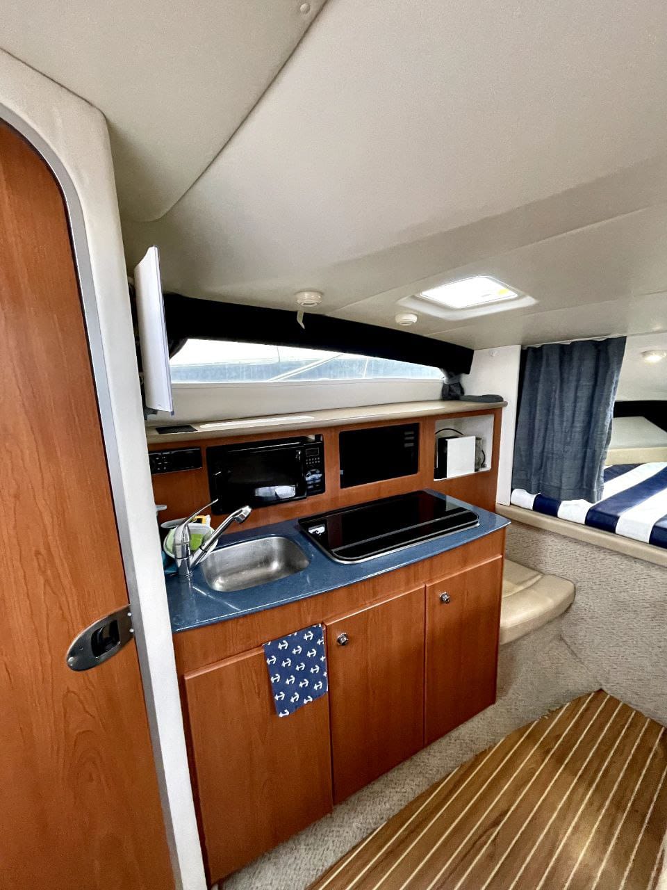 Яхта Corvus WhatsApp Image 2022-07-12 at 22.55.29