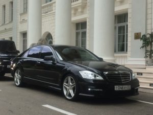 Mercedes W221