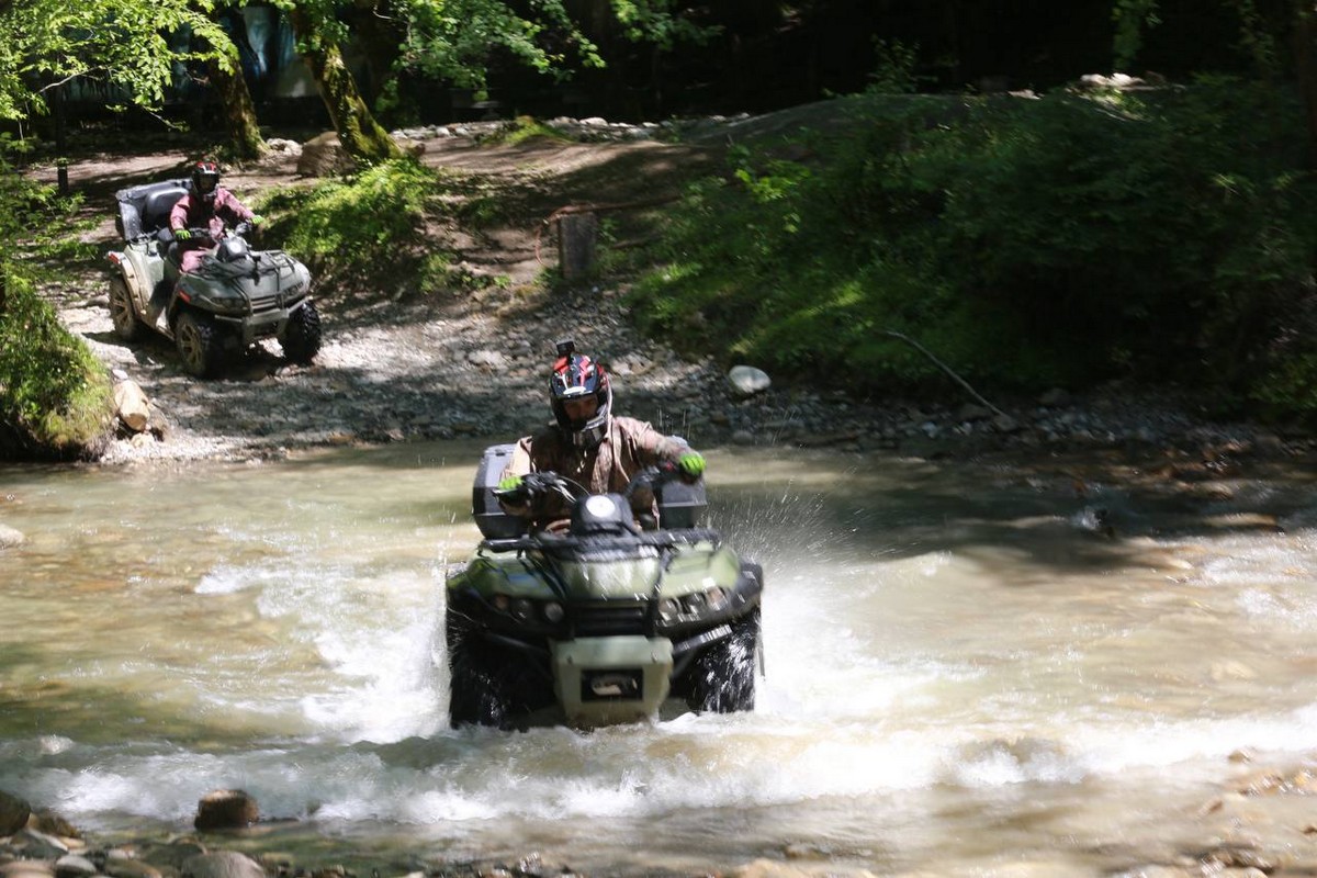 Тур на квадроциклах в Витязево по Сухому и Мокрому каньонам kvadrockli-krasnaya-polyana-suhoi-kanion23 Тур на квадроциклах в Витязево по Сухому и Мокрому каньонам