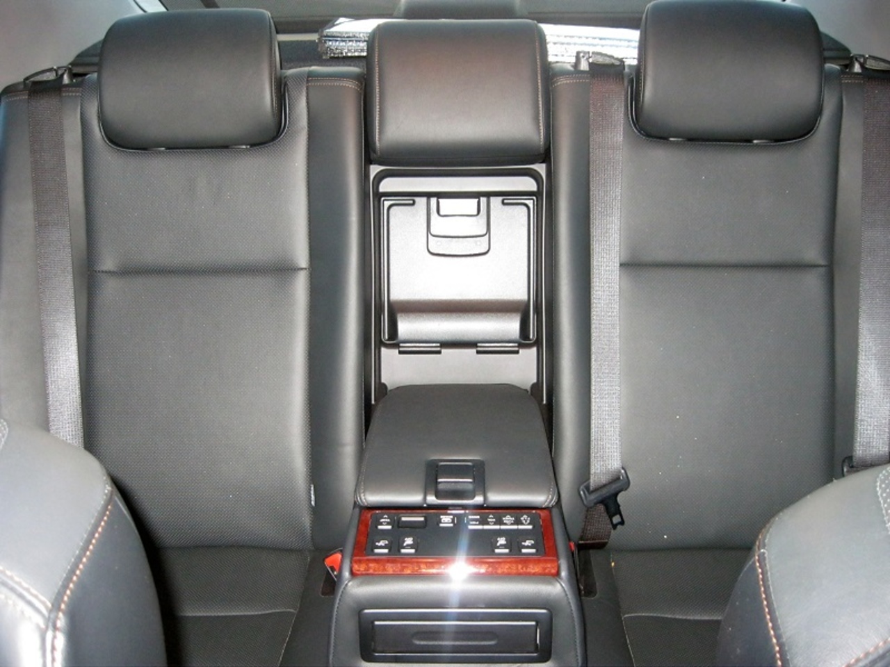 Mercedes W221