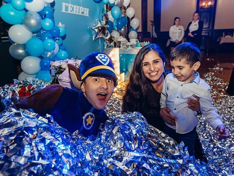 Серебряное шоу и вечеринка в стиле ТикТок