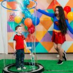 Заказное шоу гигантских мыльных пузырей